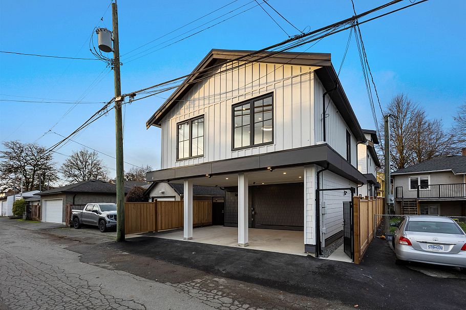 544 E 46th Avenue Vancouver, BC - 18