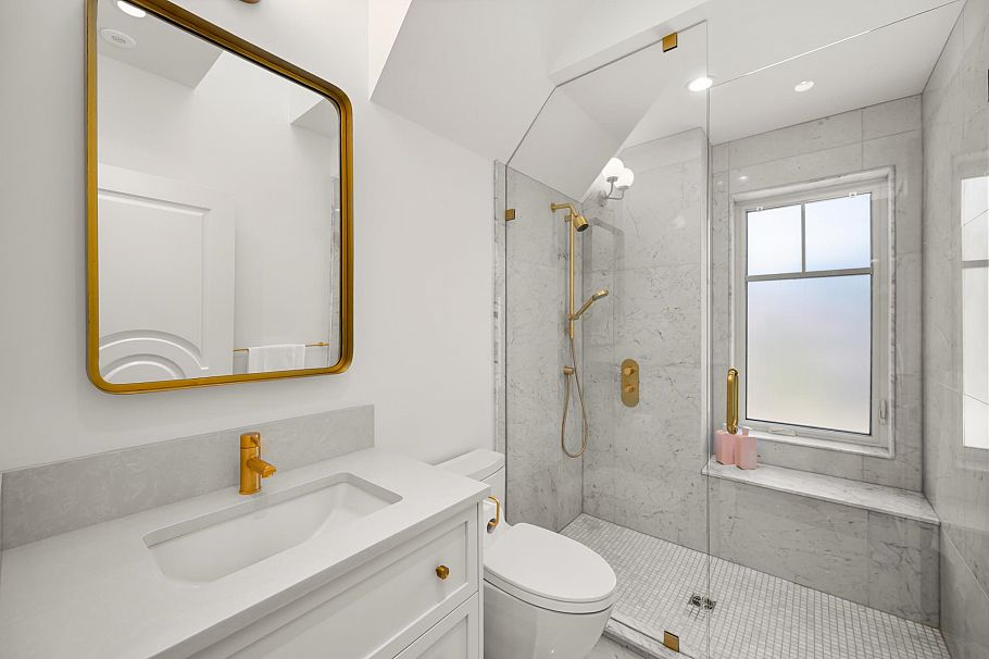 3838 W 50th Avenue Vancouver, BC - 25