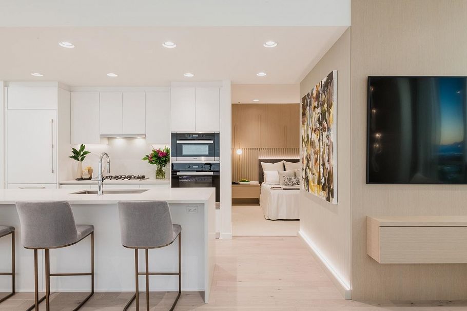 2304 485 W 42nd Avenue Vancouver, BC - 1