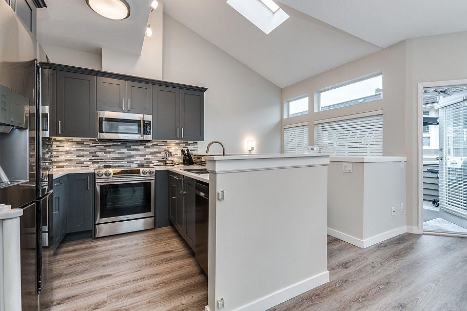 4 233 E 6th Street North Vancouver, BC - 17