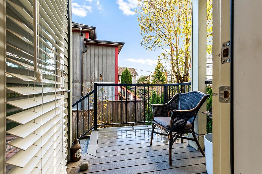 437 Vernon Drive Vancouver, BC - 33