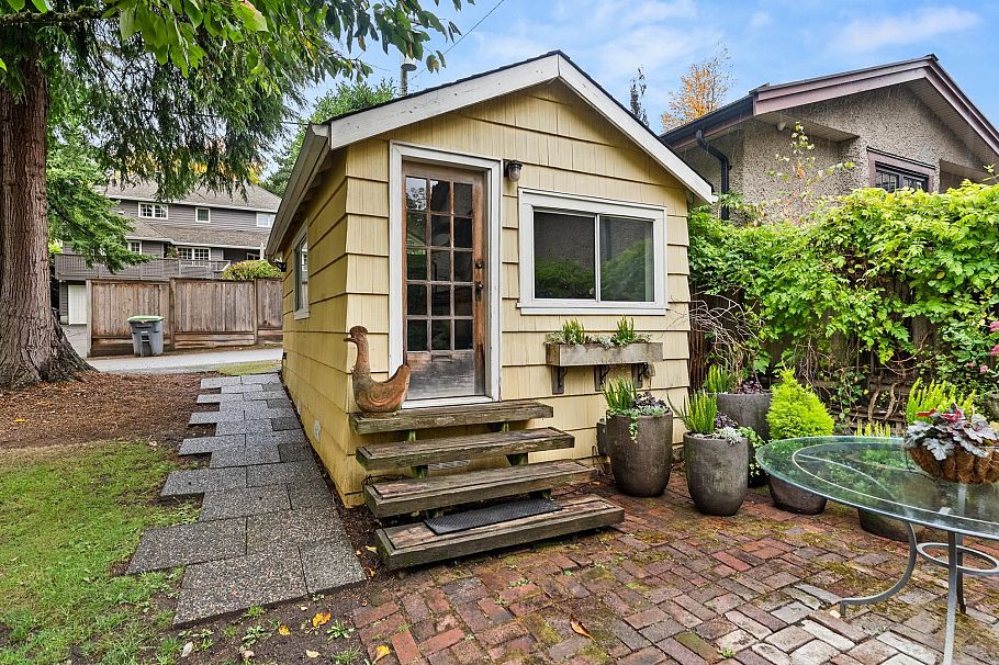 3141 W 39th Avenue Vancouver, BC - 37