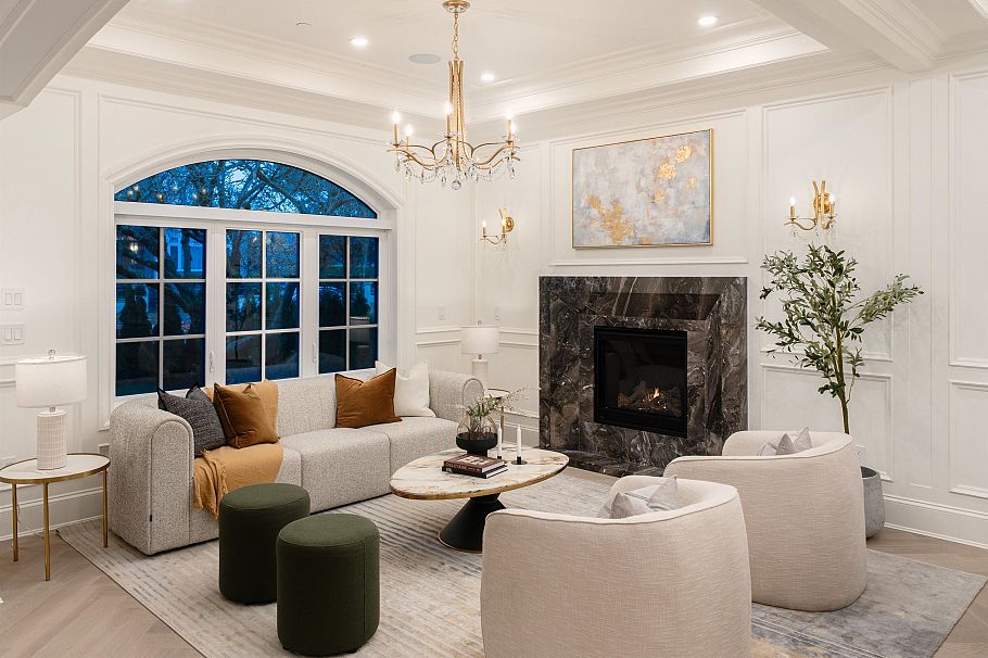 2181 W 20th Avenue Vancouver, BC - 2