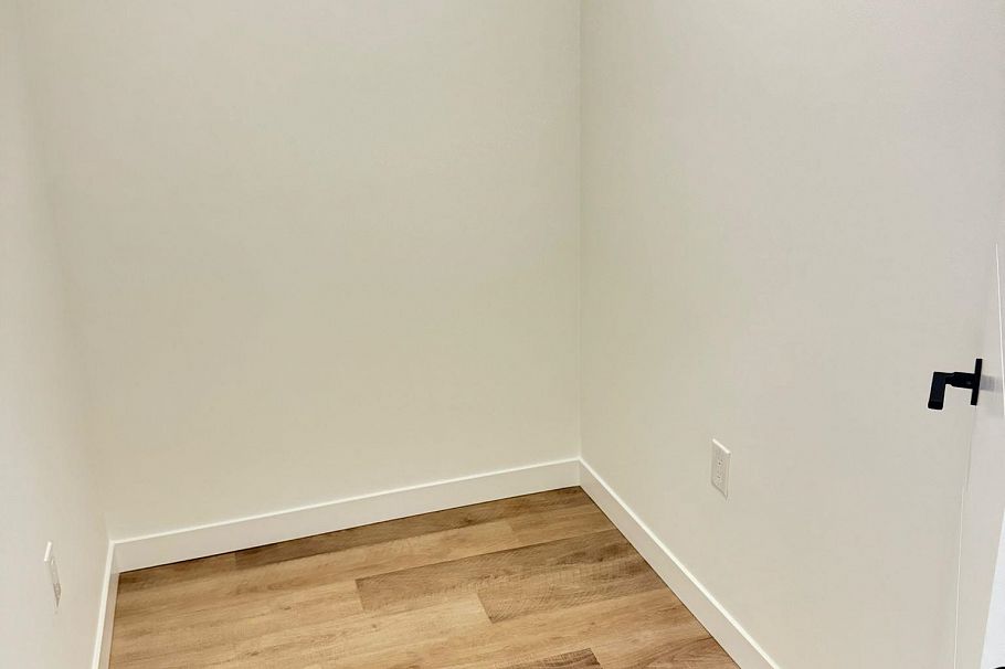 504 2268 E Broadway Street Vancouver, BC - 7