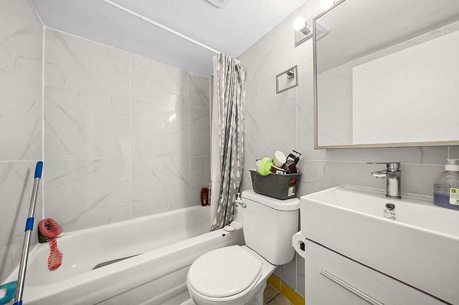 2316 Nanaimo Street Vancouver, BC - 17