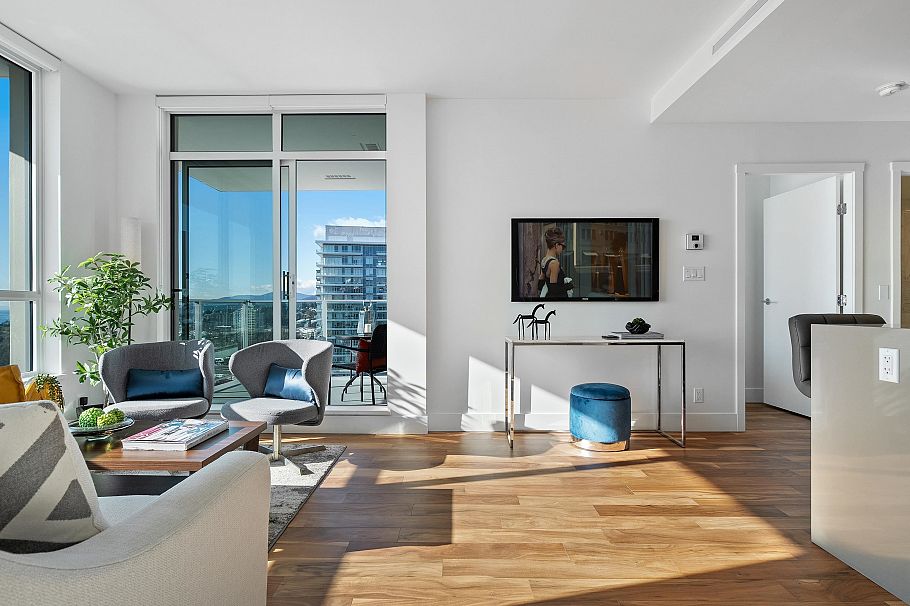 2004 1632 Lions Gate Lane North Vancouver, BC - 11