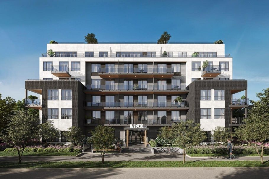 504 2268 E Broadway Street Vancouver, BC - 1