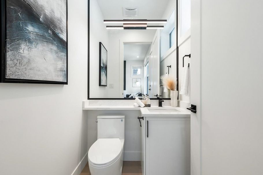 1724 E 64th Avenue Vancouver, BC - 20