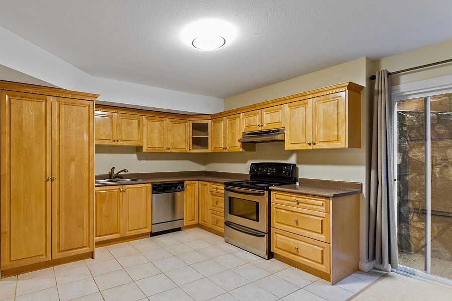 3782 Lonsdale Avenue North Vancouver, BC - 19