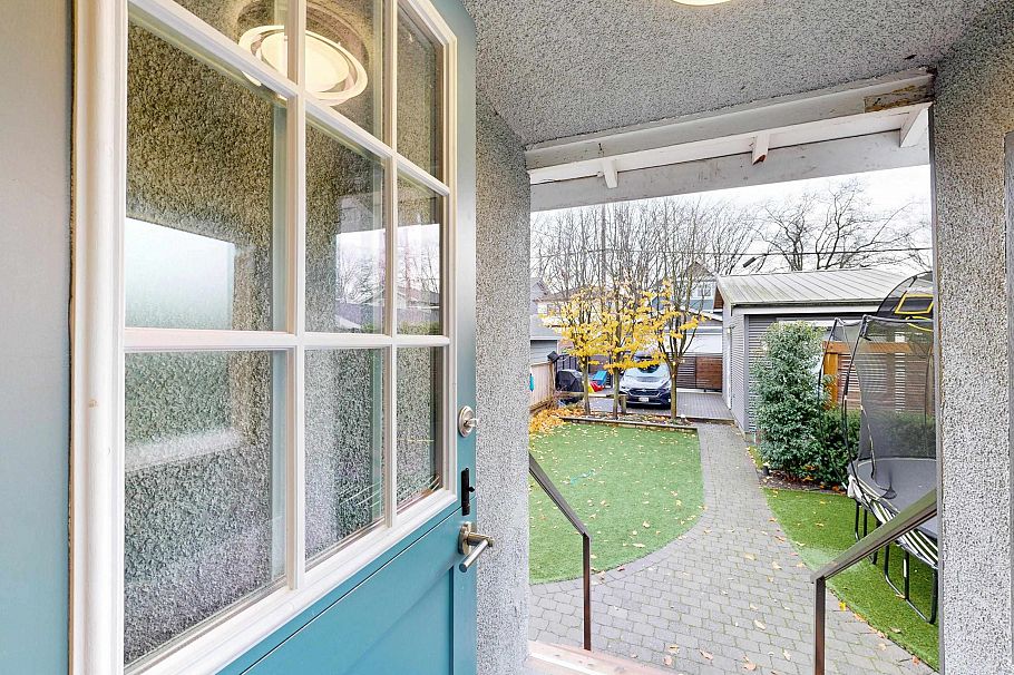 2640 Mcgill Street Vancouver, BC - 33