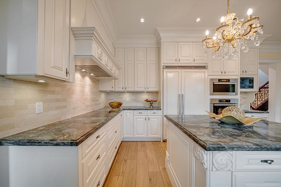 1332 W 47th Avenue Vancouver, BC - 10