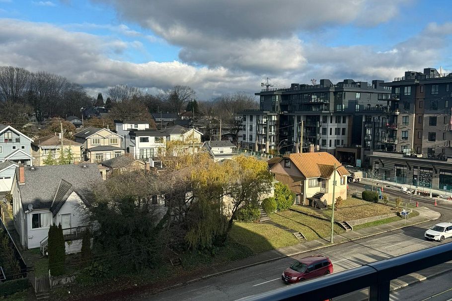 504 2268 E Broadway Street Vancouver, BC - 9