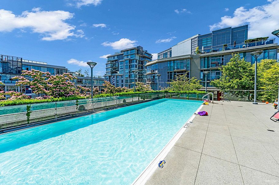 1002 88 W 1st Avenue Vancouver, BC - 3