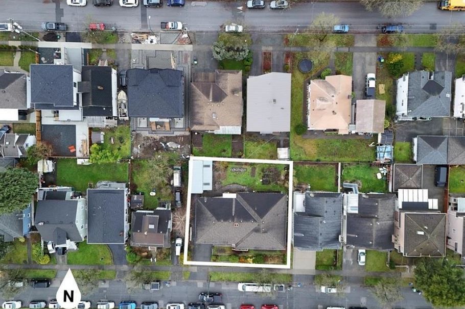 753 E 55th Avenue Vancouver, BC - 7