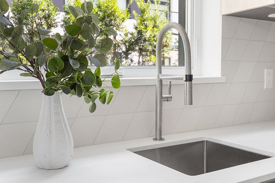 3249 Clive Avenue Vancouver, BC - 6