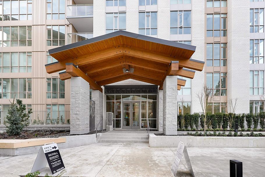 102 2375 Emery Court North Vancouver, BC - 25