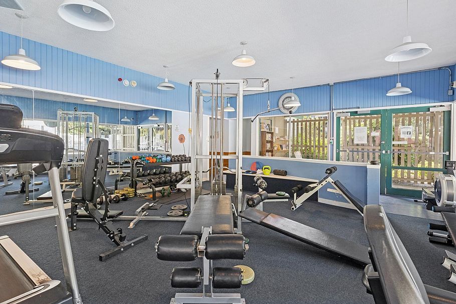 879 Westview Crescent North Vancouver, BC - 18