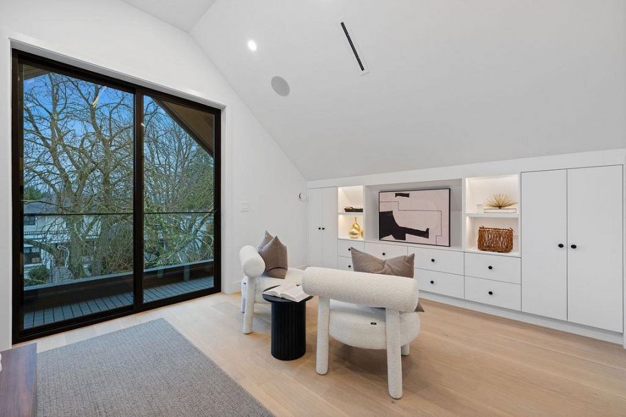 1 2846 W 12 Avenue Vancouver, BC - 28