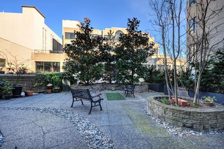 305 1688 CYPRESS STREET, Vancouver BC V6J 5J1 Vancouver, BC - 2