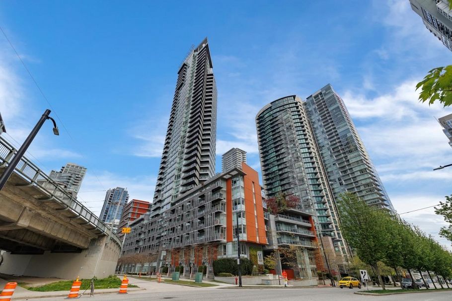 2601 1372 Seymour Street Vancouver, BC - 31