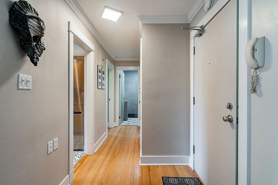 305 3530 Cambie Street Vancouver, BC - 9