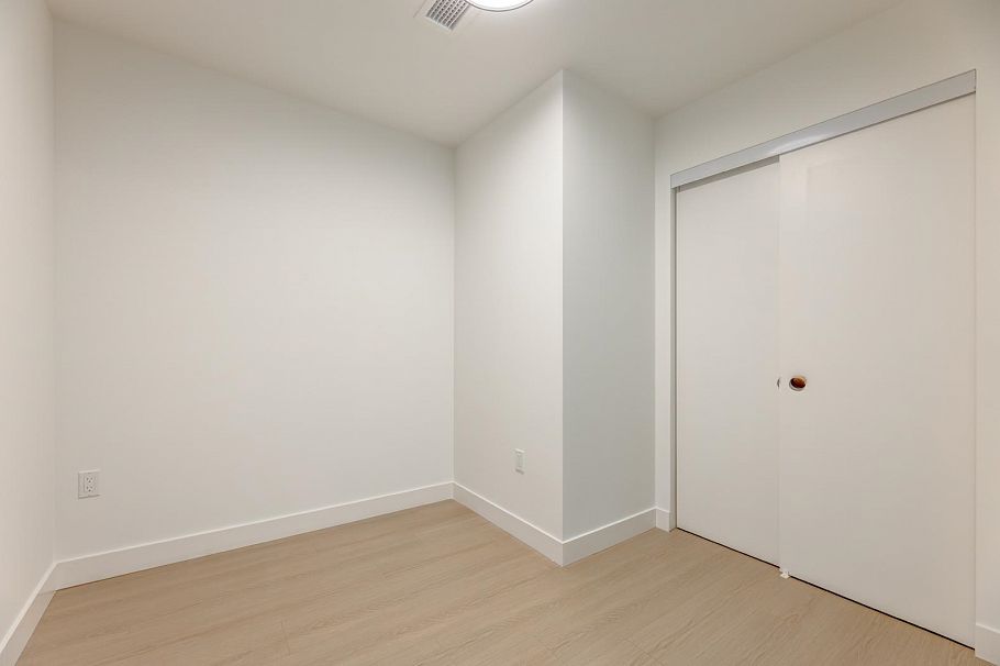 104/204 422 E 3rd Street North Vancouver, BC - 7