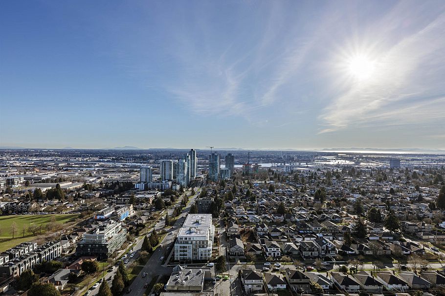 2702 7433 Cambie Street Vancouver, BC - 21