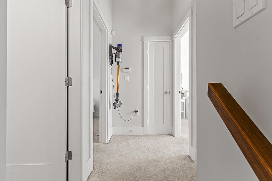 437 Vernon Drive Vancouver, BC - 17