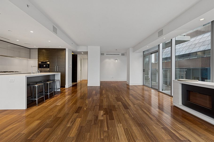 2702 667 Howe Street Vancouver, BC - 11