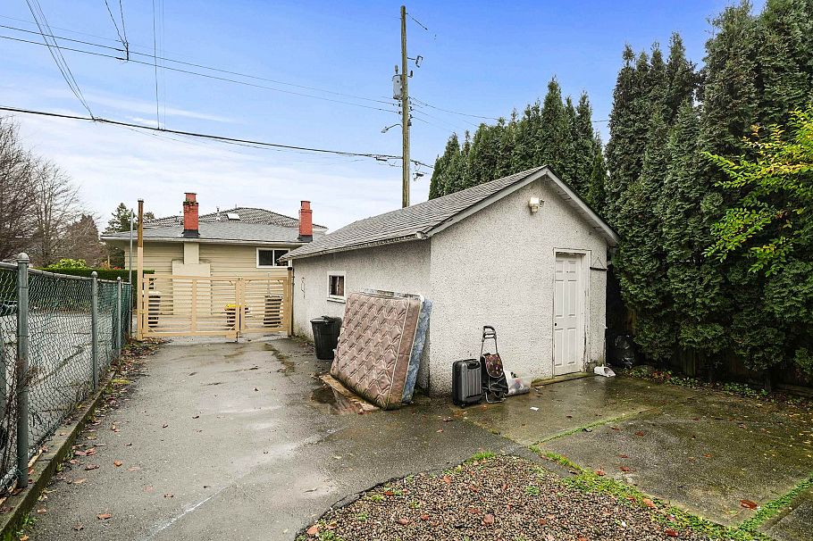 2316 Nanaimo Street Vancouver, BC - 28