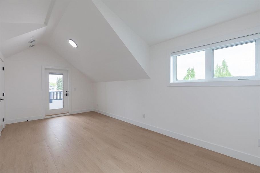 2 6964 Inverness Street Vancouver, BC - 13