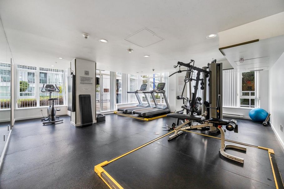 907 480 Robson Street Vancouver, BC - 24