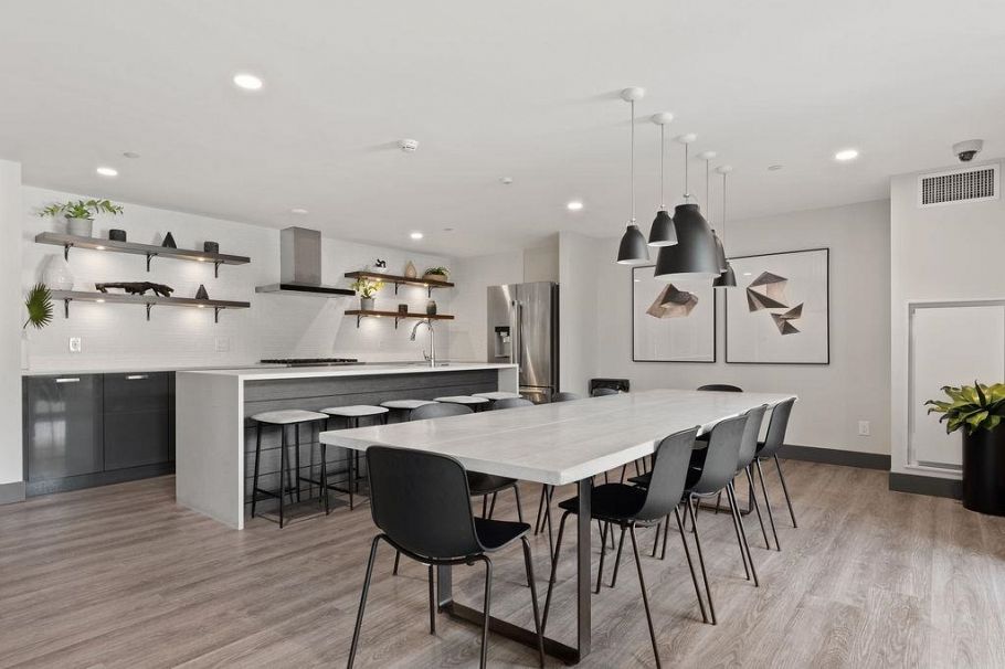 409 3581 E Kent Avenue North Vancouver, BC - 24