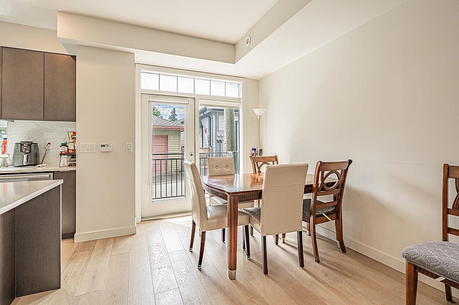 7903 Oak Street Vancouver, BC - 9