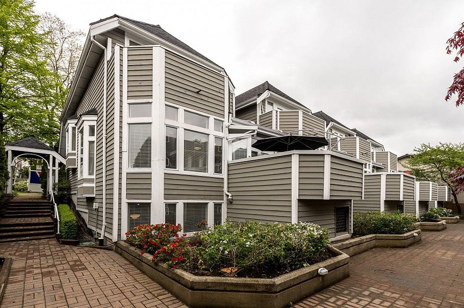 4 233 E 6th Street North Vancouver, BC - 39