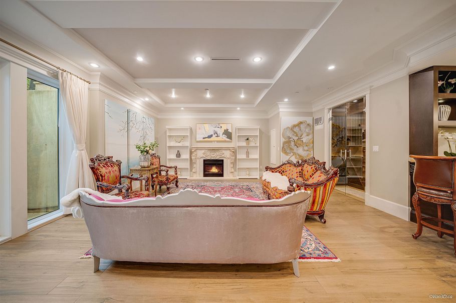 1332 W 47th Avenue Vancouver, BC - 31