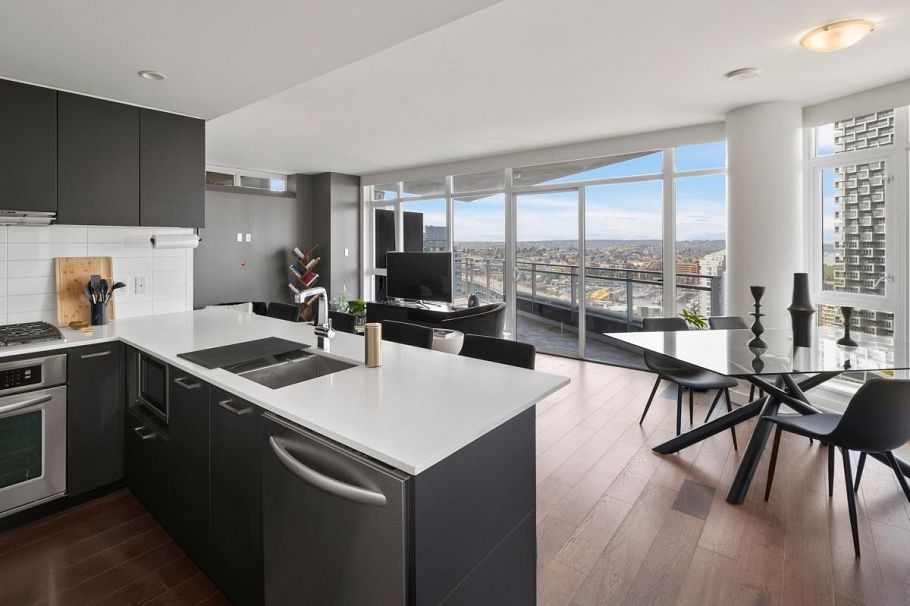 2601 1372 Seymour Street Vancouver, BC - 2