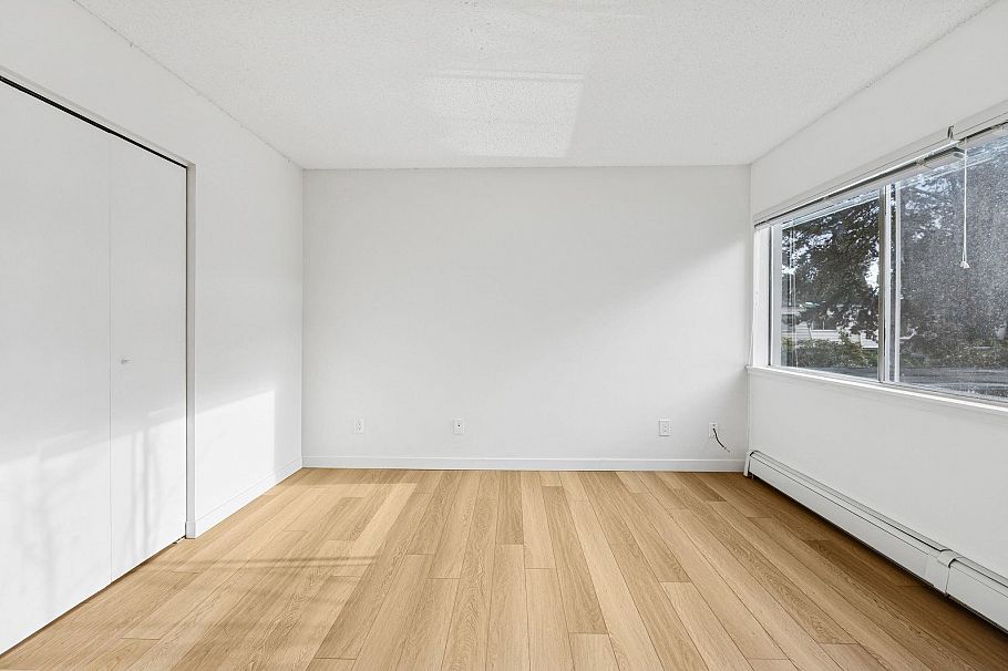 879 Westview Crescent North Vancouver, BC - 10