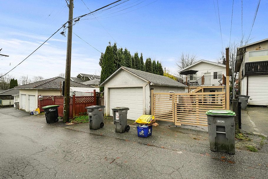 2316 Nanaimo Street Vancouver, BC - 27