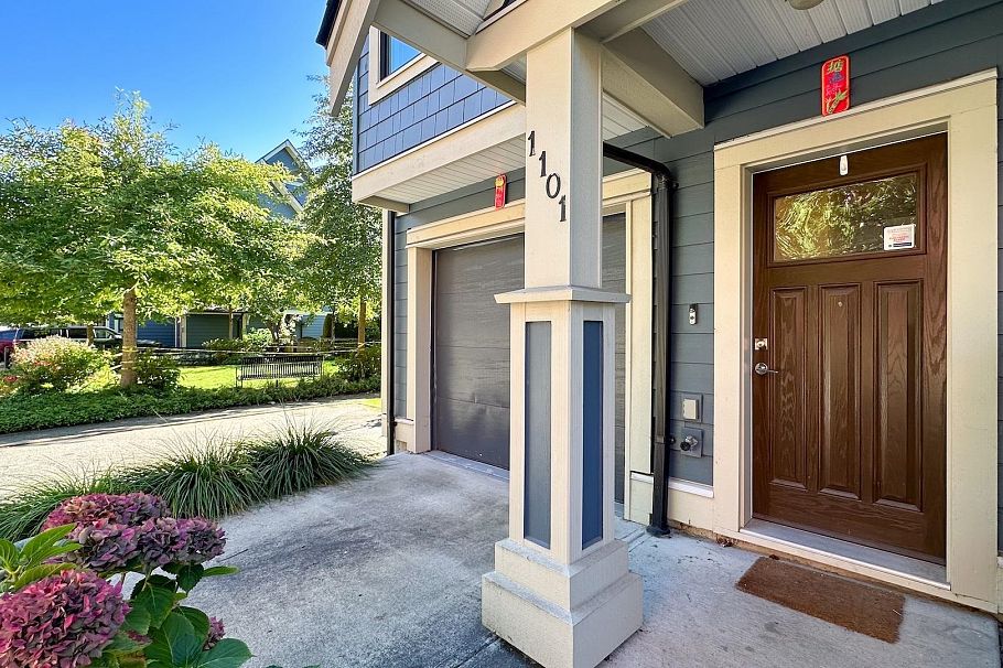 1101 8485 New Haven Close Burnaby, BC - 2