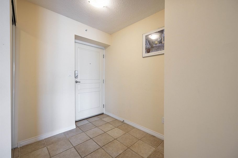 1001 5639 Hampton Place Vancouver, BC - 10