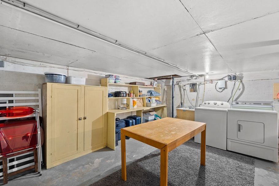 1926 Aspen Avenue Vancouver, BC - 31