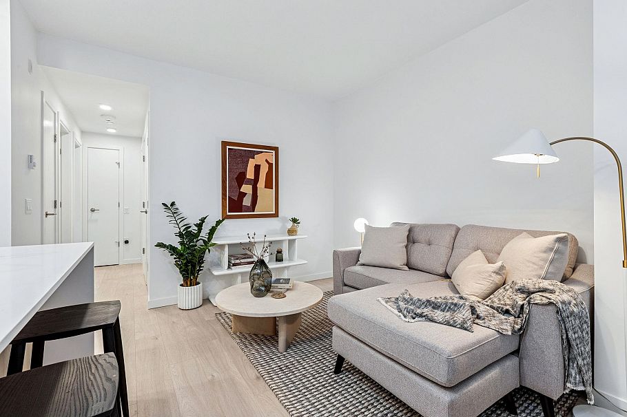 109 948 Lytton Street North Vancouver, BC - 3