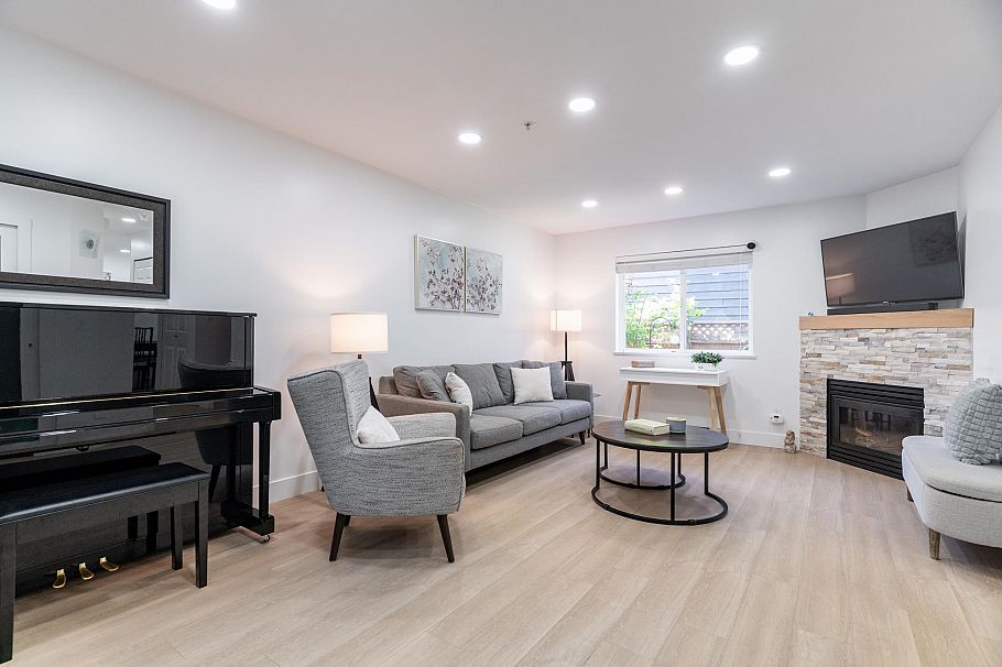 2 1233 W 16th Street North Vancouver, BC - 6