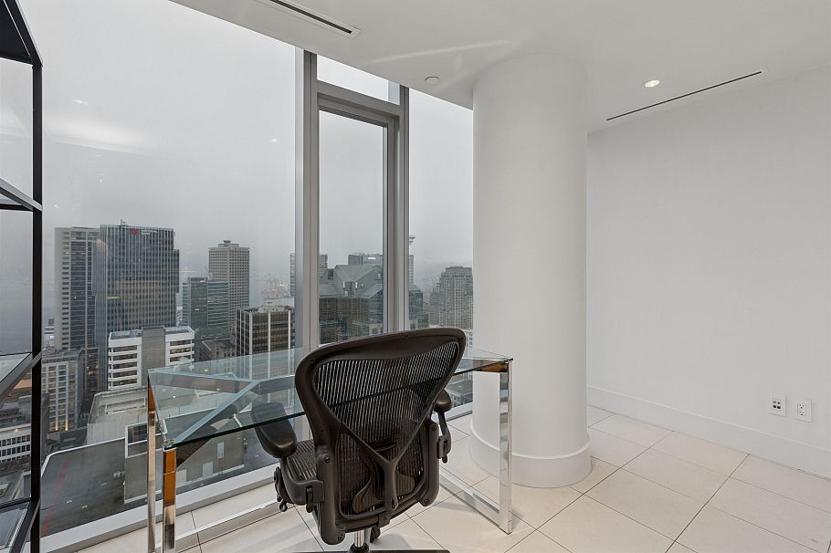 2702 667 Howe Street Vancouver, BC - 22