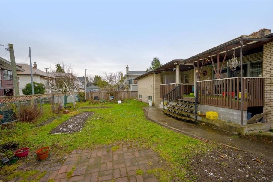 753 E 55th Avenue Vancouver, BC - 17