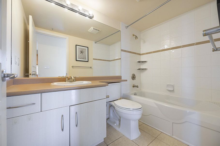 1001 5639 Hampton Place Vancouver, BC - 16