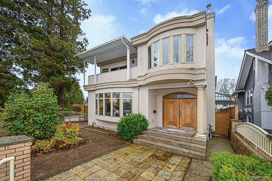 2908 W 30th Avenue Vancouver, BC - 1