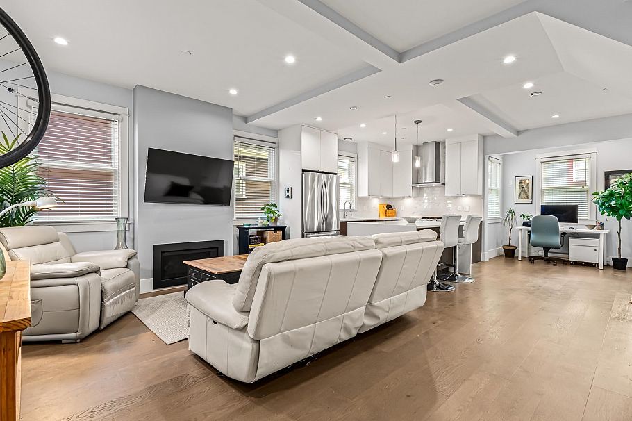 437 Vernon Drive Vancouver, BC - 5