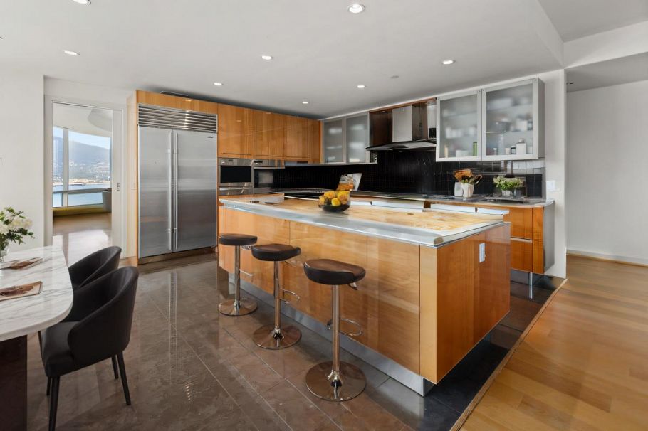 2101 1169 W Cordova Street Vancouver, BC - 20